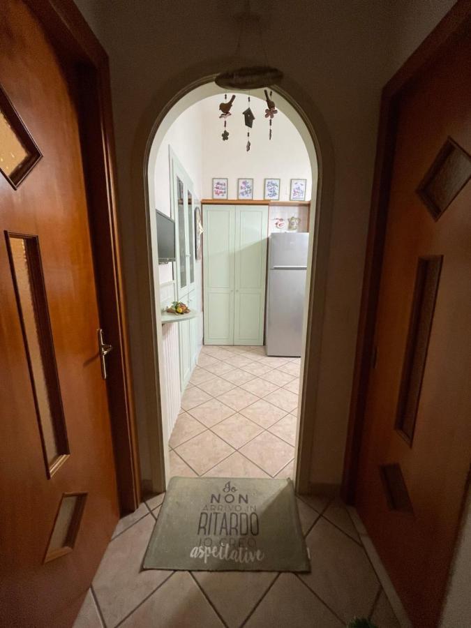 A Casa Di Stella Apartment ซาแลร์โน ภายนอก รูปภาพ